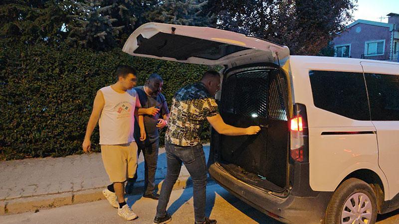 Eskişehir’de aile içi kavga kanlı bitti! Oğul babasını bıçakladı