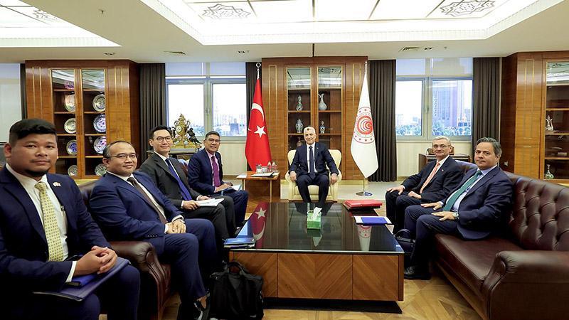 Türkiye ile Malezya Arasında Ticaret Hedefi 10 Milyar Dolar