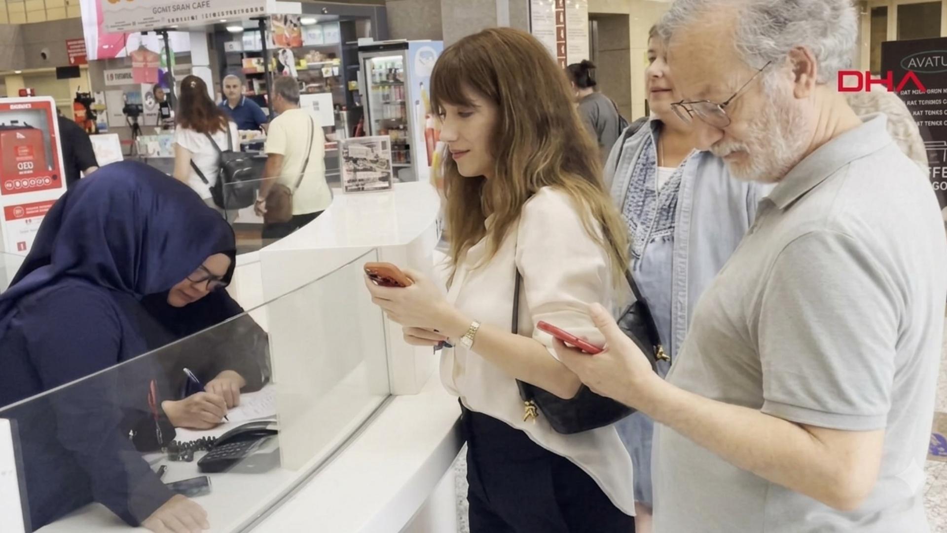 Hazal Kaya, Ahbap soruşturmasında ifade verdi: “120 bin lira bağış yaptım, mağdurum”