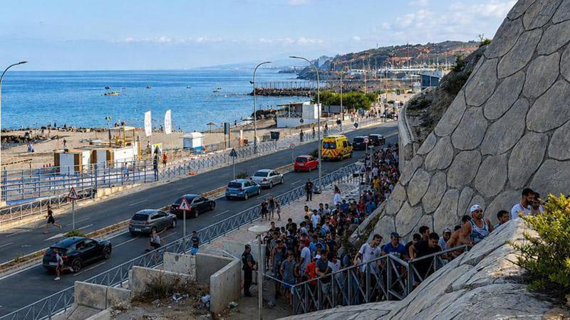 Ceuta’da düzensiz göçe karşı yeni önlem: Yüzer bariyer tamamlandı**