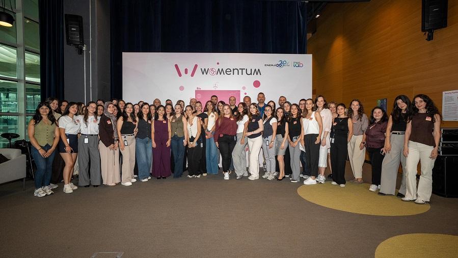 Womentum beşinci dönemini tamamladı: 5 binden fazla genç kadın mezun oldu