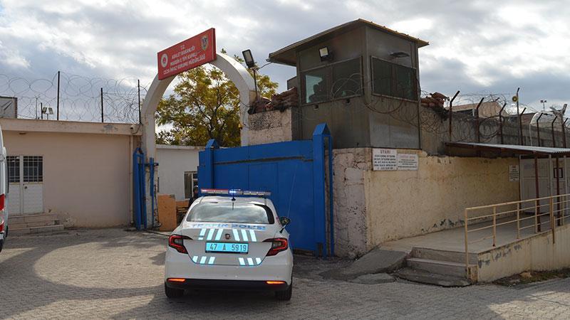 Kadın Sağlık Çalışanlarına Tehdit ve Şantaj Gönderen Şüpheli Tutuklandı