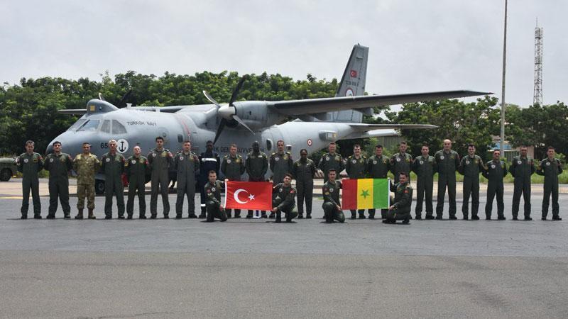 MSB: Deniz Kuvvetleri personeli Senegal’de görev uçuşları gerçekleştiriyor