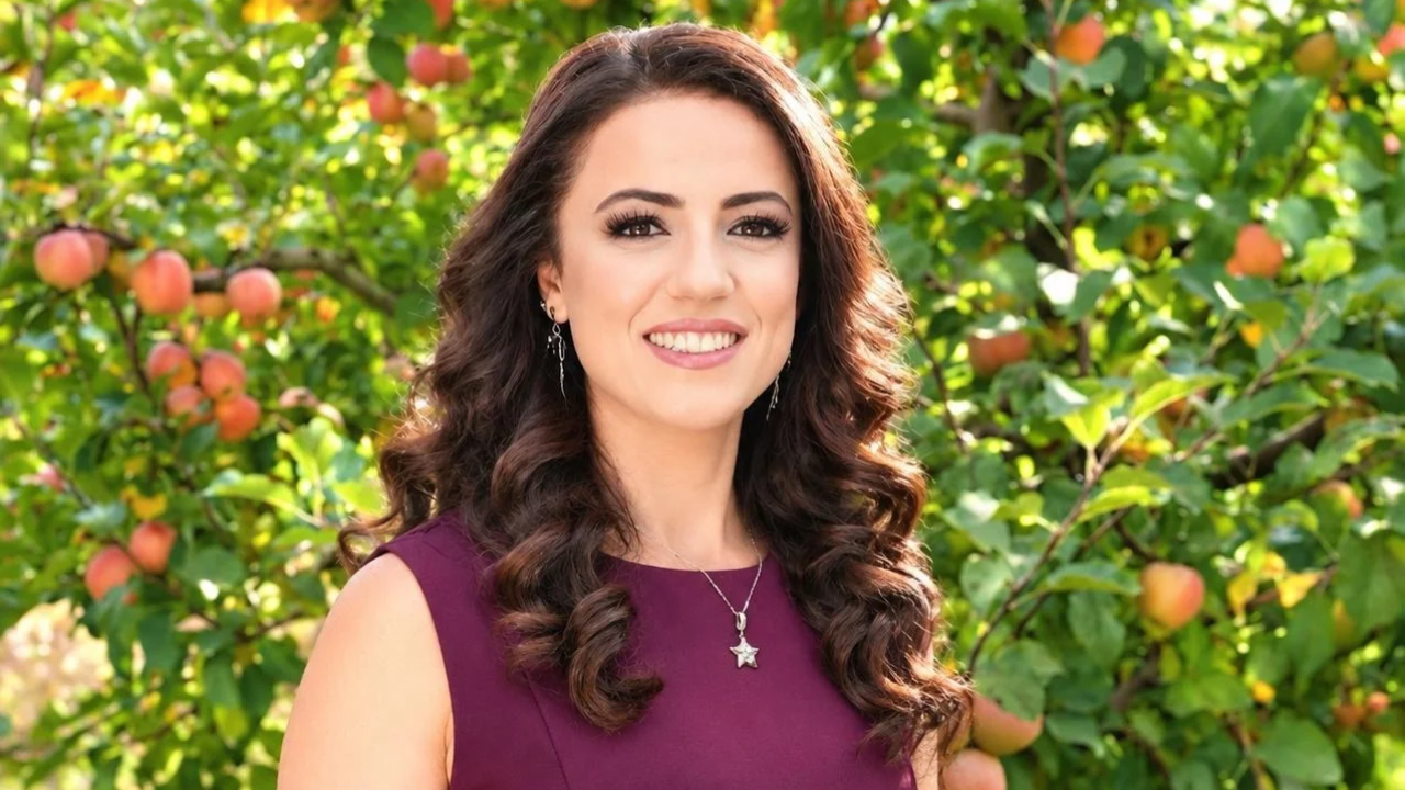 Sevda Kılıç’ın Türkü Tutkusu Yıllara Meydan Okuyan Bir Sanat Hikâyesine Dönüşüyor