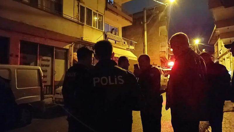 Bursa’da bıçakla rehin alınan anne özel harekât operasyonuyla kurtarıldı