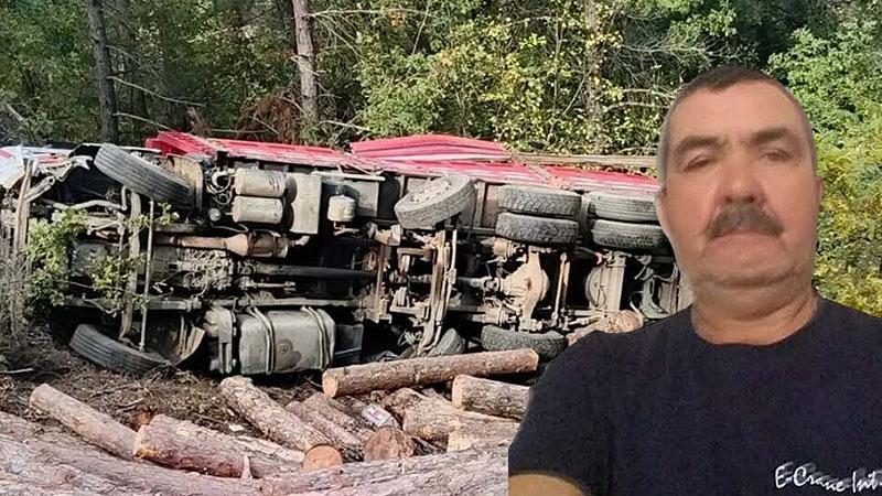 Toprak yol çöktü, tomruk yüklü kamyon devrildi: 1 ölü, 1 yaralı