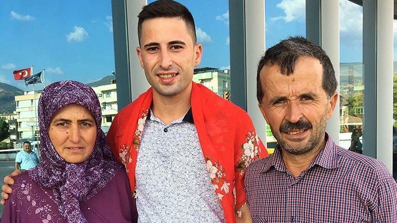 Şehit Yusuf Sait Ünlü’nün Aydın’daki Babaevine Ateş Düştü